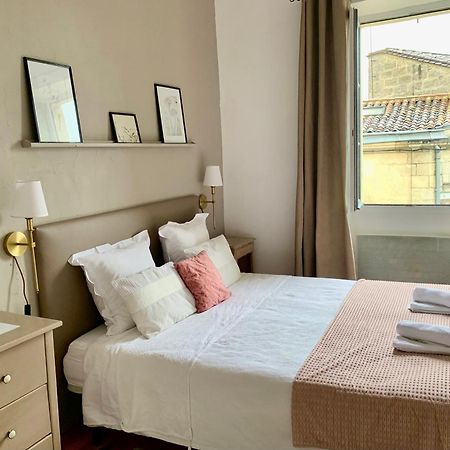 La Maison Du Bourg B&B ピュイスガン エクステリア 写真